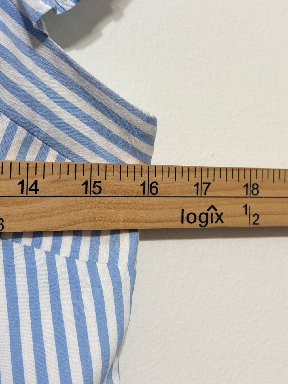 Gal Meets Glam Striped Jasmine Ruffle Dress Size 4 Blue White Maxi Beach Summer - Picture 10 of 11